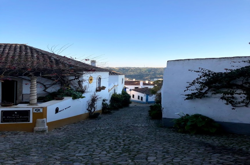 中世の箱庭オビドスー城壁に囲まれたおとぎの国の世界へ ▻ Portugal Travel